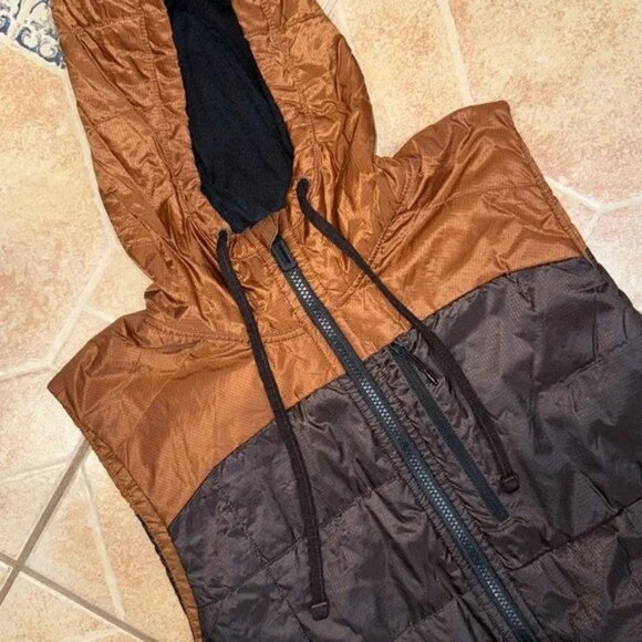 Smartwool Hooded Vest - Double Propulsion Wool Running Performance Vest - Picture 2 of 5